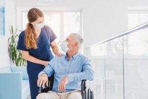 Por que a Senior Concierge e a melhor opcao para cuidar do seu familiar idoso